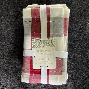 Cynthia Rowley set of 8 buffalo check napkins 20” square.